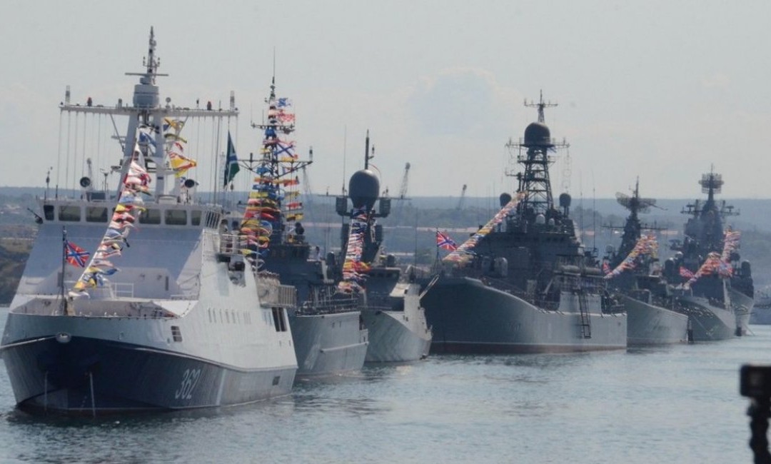 Regatul Unit răspunde Rusiei la Marea Neagră. Putin promite să „crească puterea navală” a Rusiei