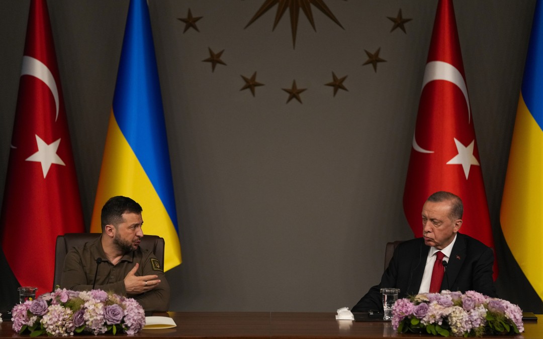 Turcia și Ucraina, o relație complicată pe frontul grânelor