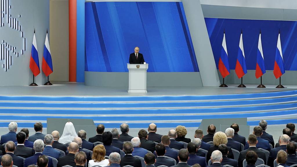Discurs nuclear la Moscova. Ce ne promite Putin?