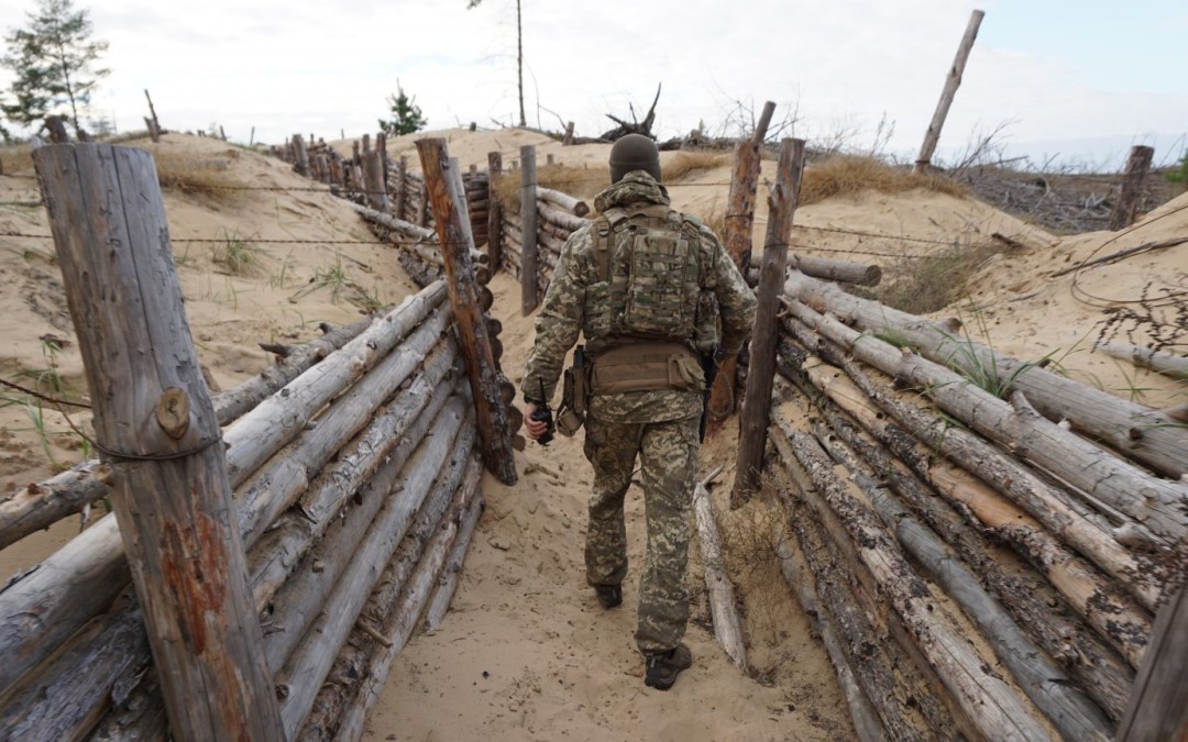 Ucraina întărește liniile defensive pe o distanță de 2000 de kilometri