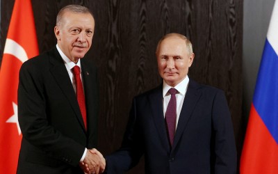 Erdogan, campanie furibundă pentru postul de mediatior pe axa Kiev-Moscova