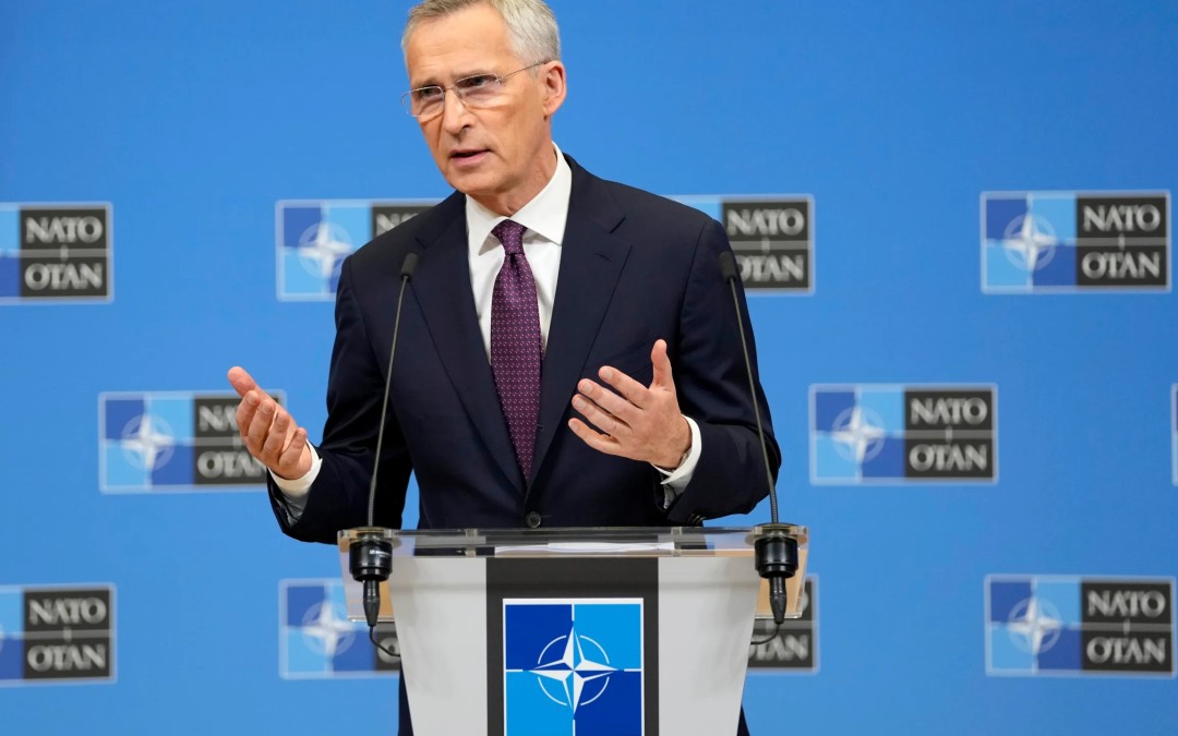 Jens Stoltenberg: membrii NATO sunt responsabili de lipsa de armament a Ucrainei
