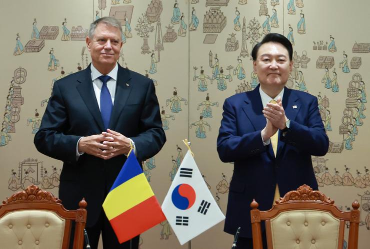 Desant diplomatic românesc la Seul